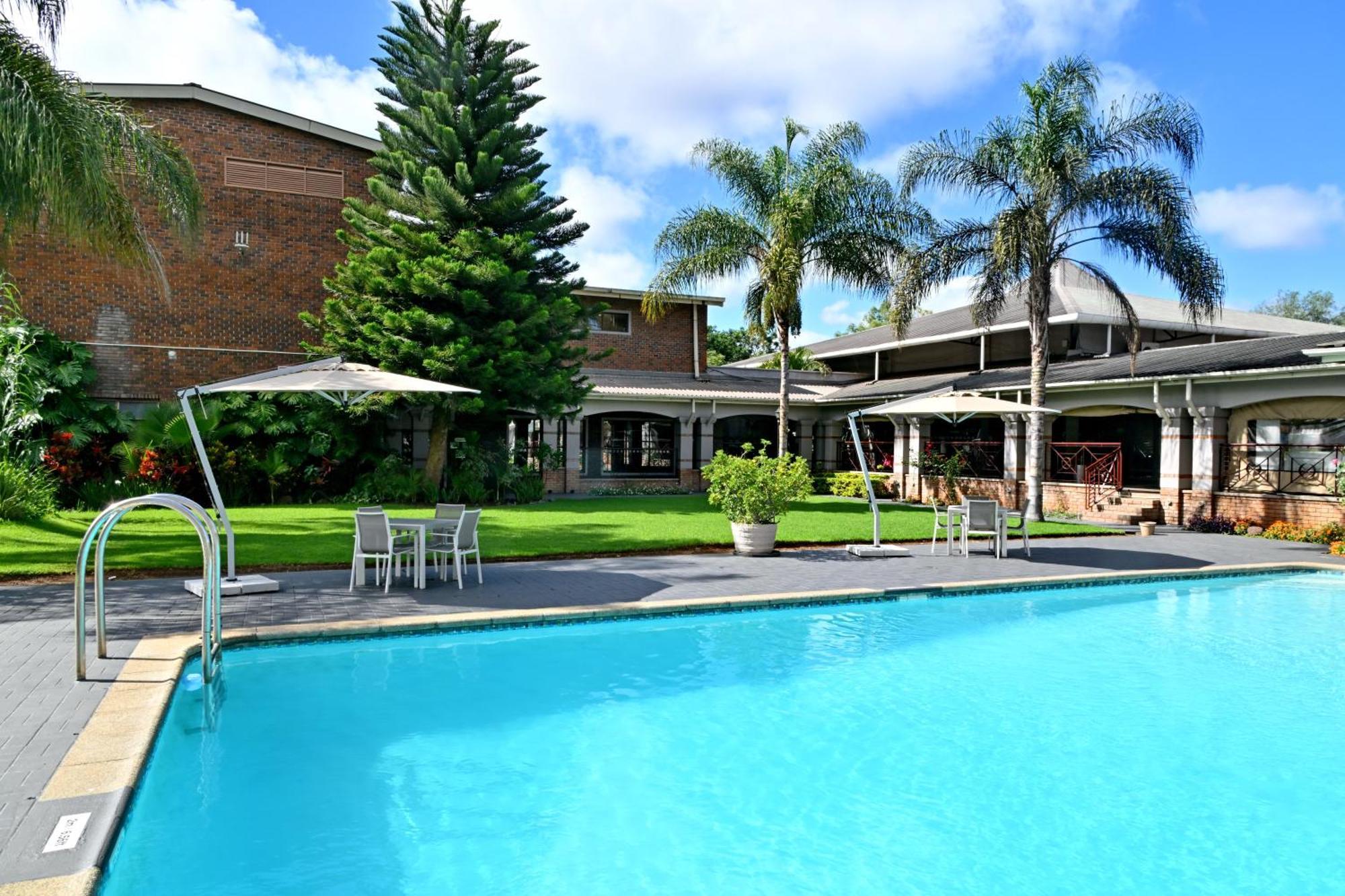 Holiday Inn - Bulawayo By Ihg Zewnętrze zdjęcie