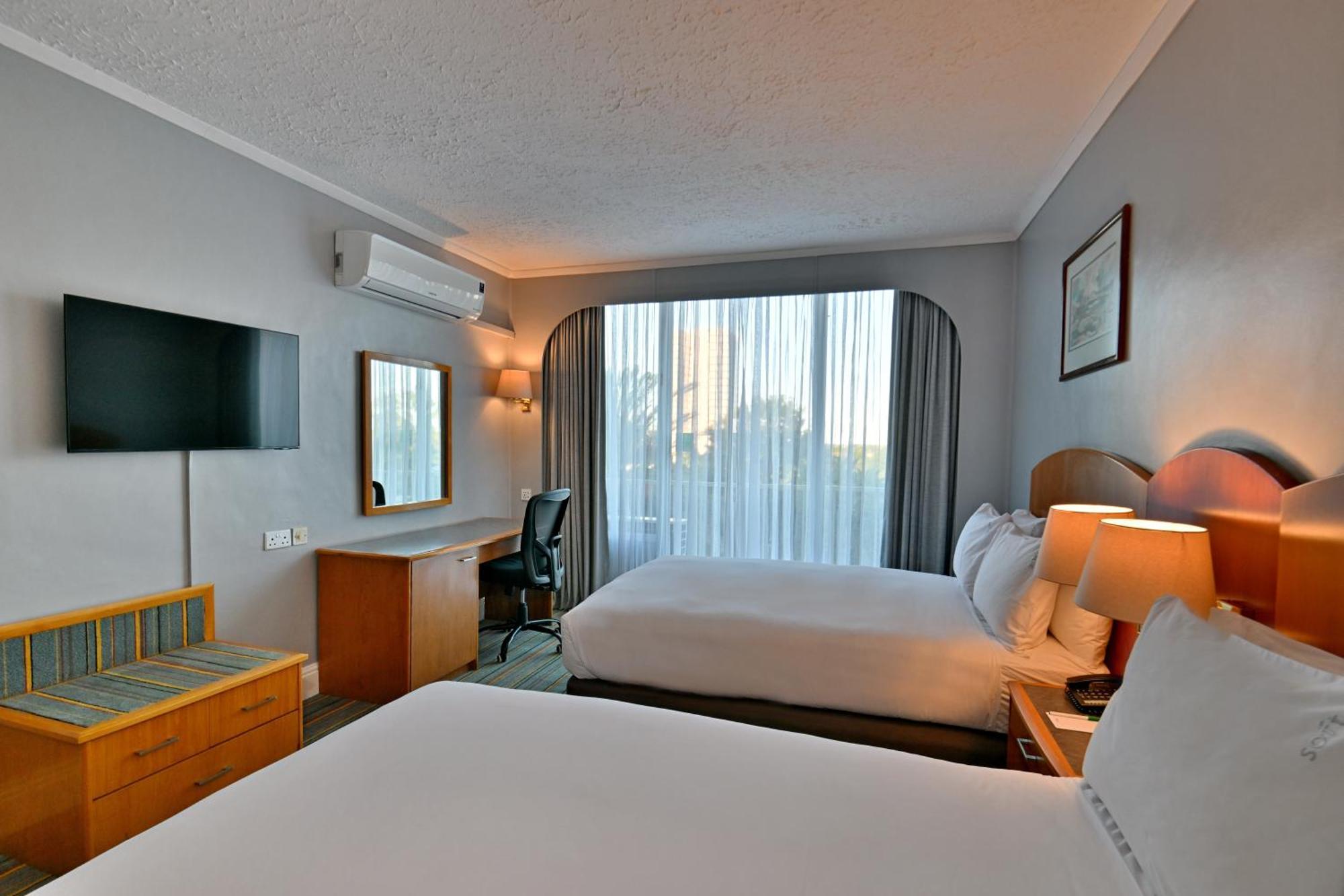 Holiday Inn - Bulawayo By Ihg Zewnętrze zdjęcie