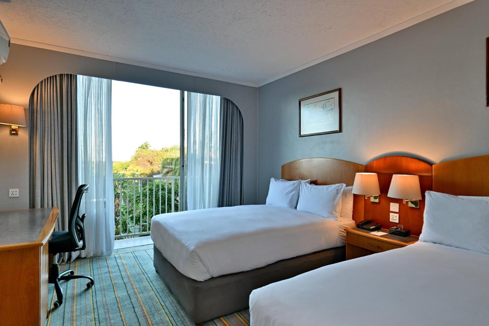 Holiday Inn - Bulawayo By Ihg Zewnętrze zdjęcie