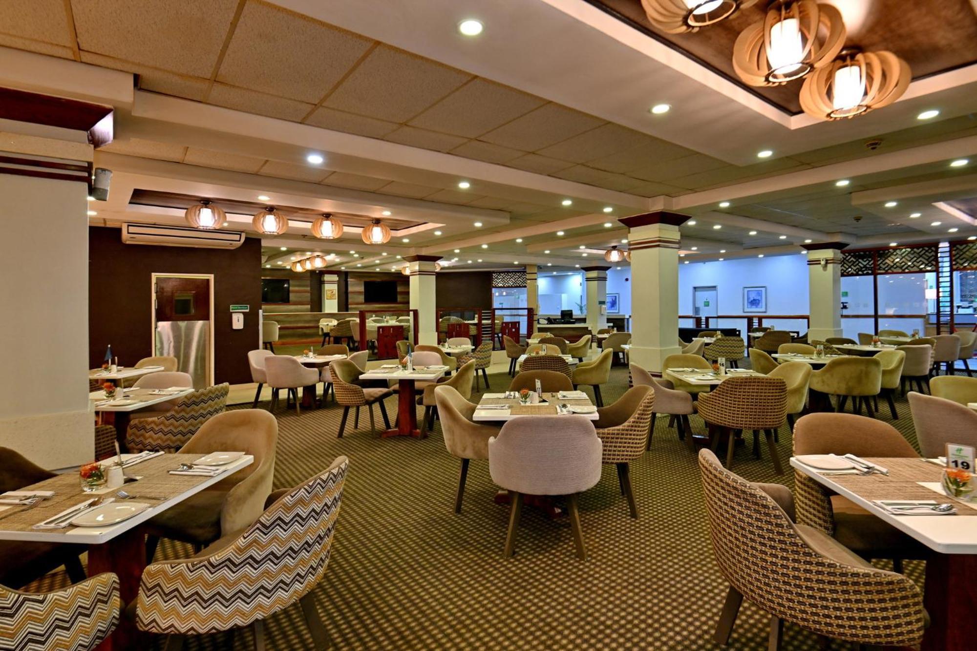 Holiday Inn - Bulawayo By Ihg Zewnętrze zdjęcie